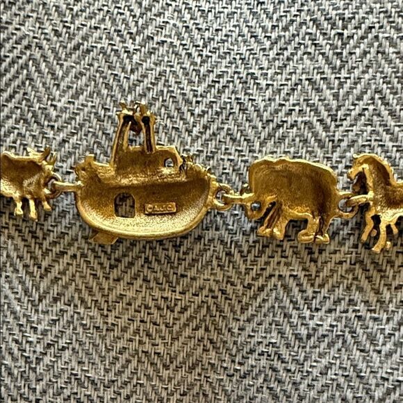 American Jewelry Co. AJC biblical story of Noah’s Ark Bracelet - Picture 10 of 10
